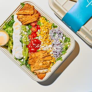 Cutlet Cobb Salad Nosh Box